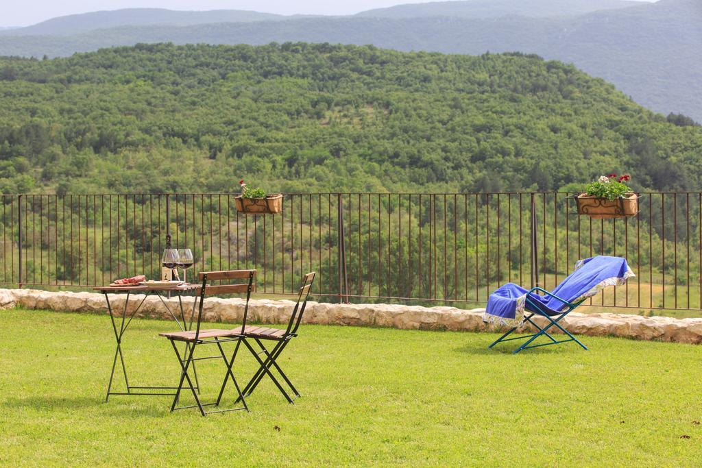 Hotel Casa Rosati Fontecchio Zewnętrze zdjęcie