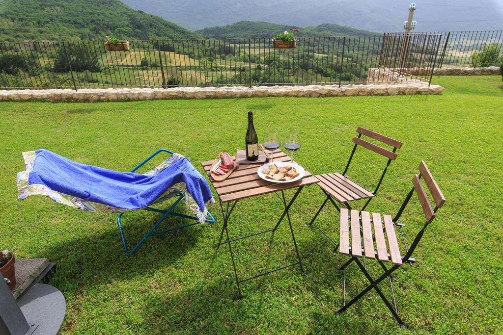 Hotel Casa Rosati Fontecchio Zewnętrze zdjęcie