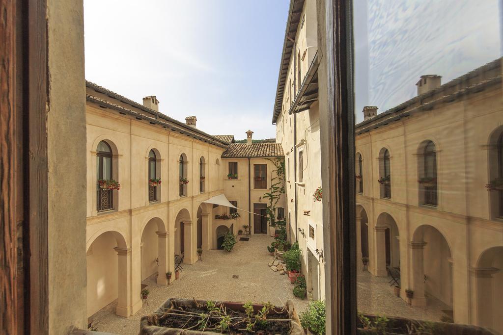 Hotel Casa Rosati Fontecchio Zewnętrze zdjęcie